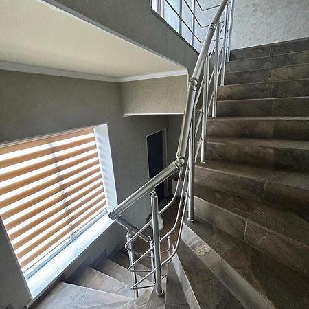 Комнаты У Айрин Apartamento Vanadzor Exterior foto